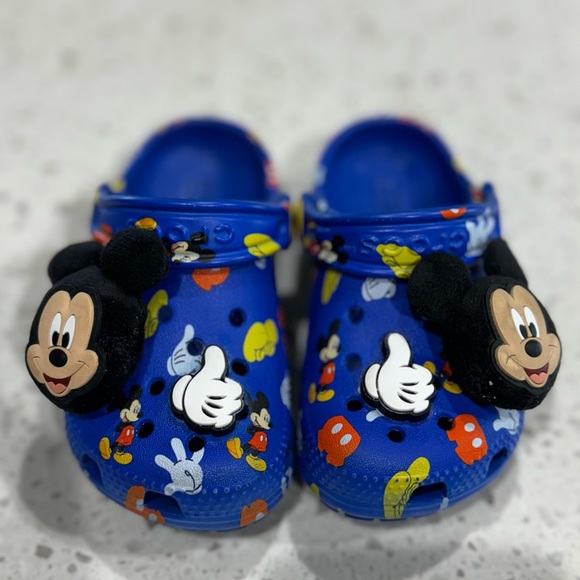 Toddler Mickey Crocs - Picture 4 of 7